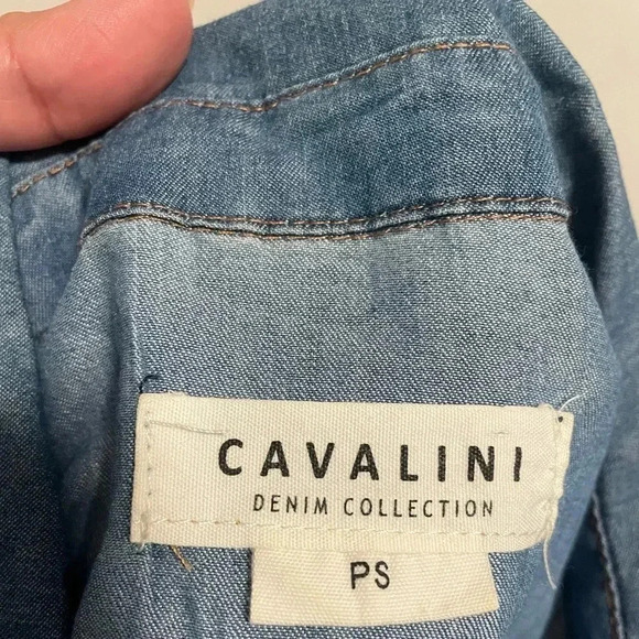 Cavalini denim collection embroidered roses button‎ down shirt size Small - Picture 4 of 5